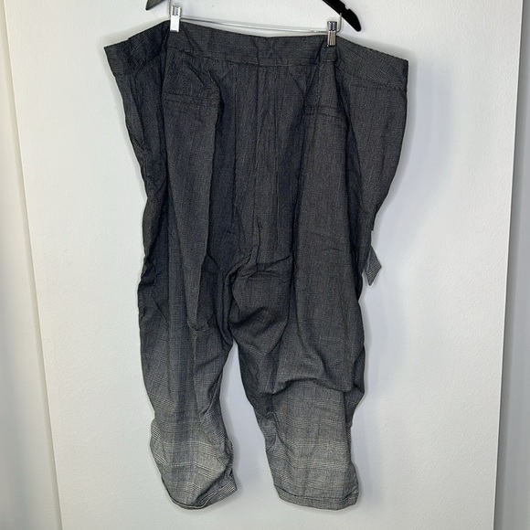 Soncy Tie Waist Pant With Cuffs in Black and White Plaid Ombre Size 6 (30W) NWT! - Picture 3 of 7